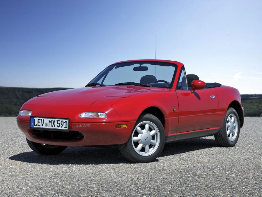  Mazda MX-5 (NA) 1989 года  (фото 4 из 30)